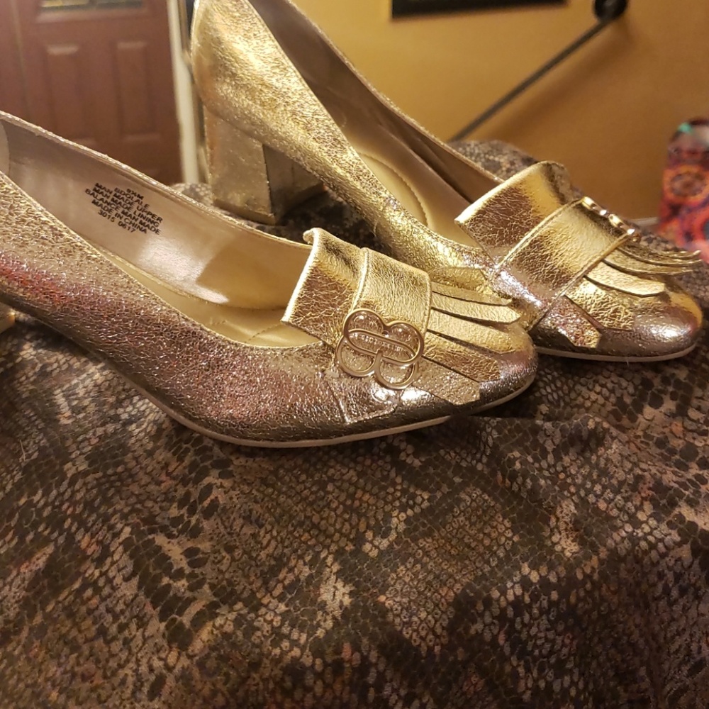 Metallic Gold Pumps